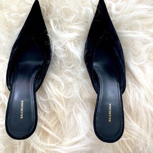 Black velvet size 37.5 (7.5) Balenciaga 3-inch mules